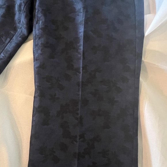 Pants - Picture 4 of 4